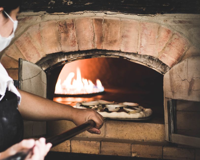 Tutto Traditional Pizza Oven